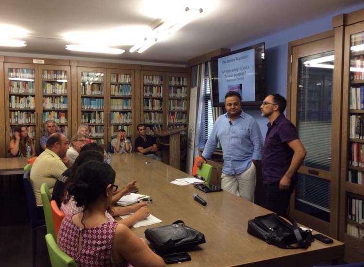 It-taħdita ta' Moez Majed fil-Librerija tal-Fakultà tal-Arti, fl-Università