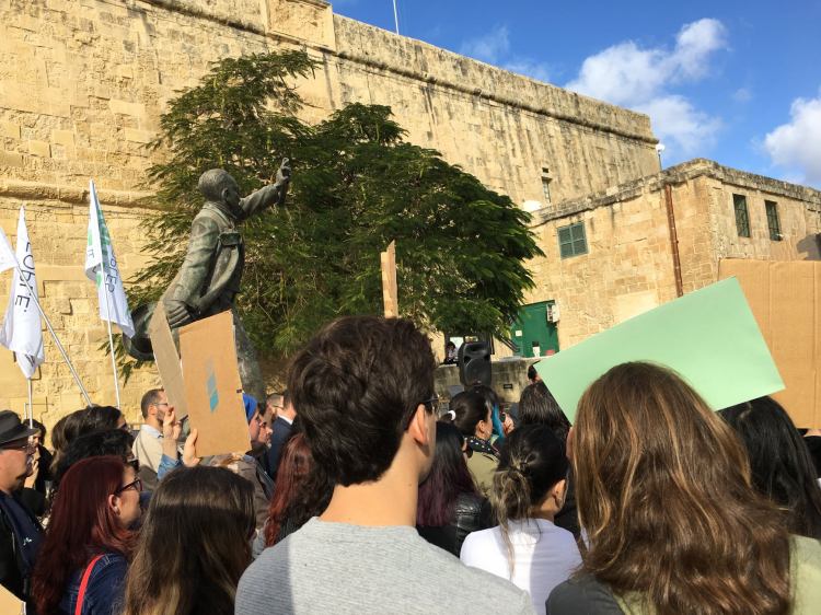 77059370_10156579058317233_7609238007492640768_o