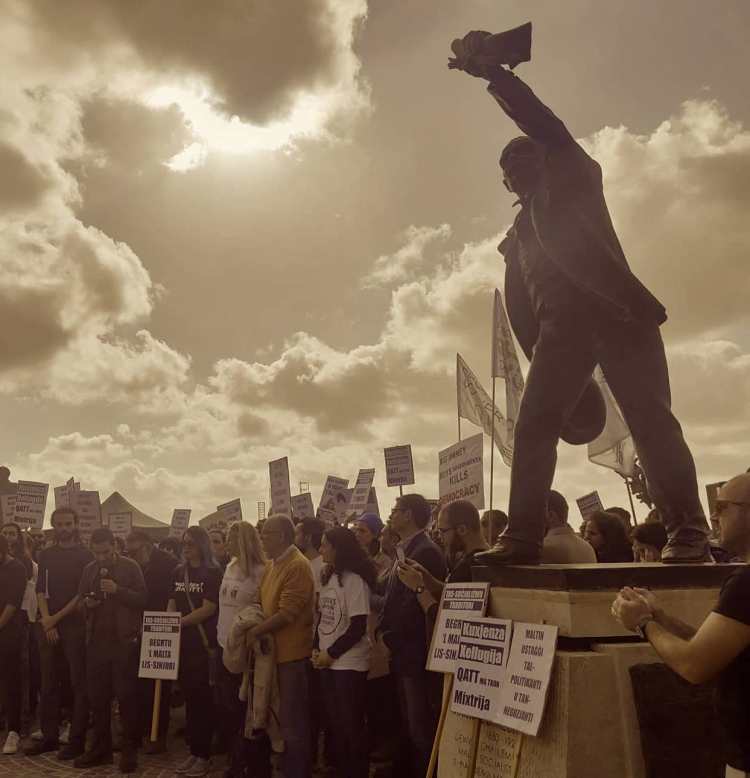 78411949_565370914248570_2841369836968214528_n - ag.jpg